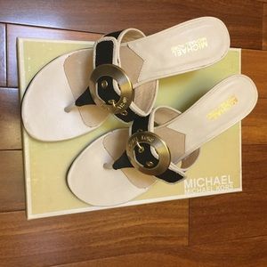 NWOT MICHAEL KORS Kitten Heel Logo Sandals